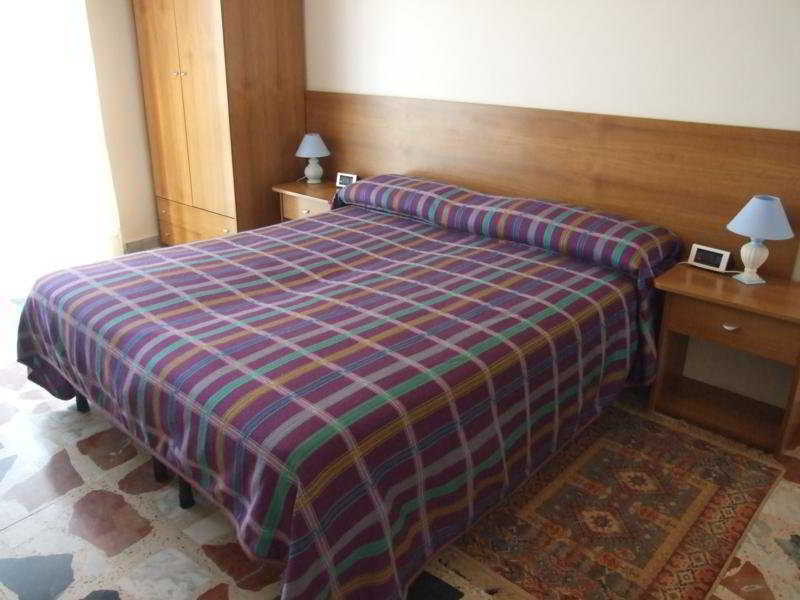 Hotel Morgantina Aidone Exteriör bild